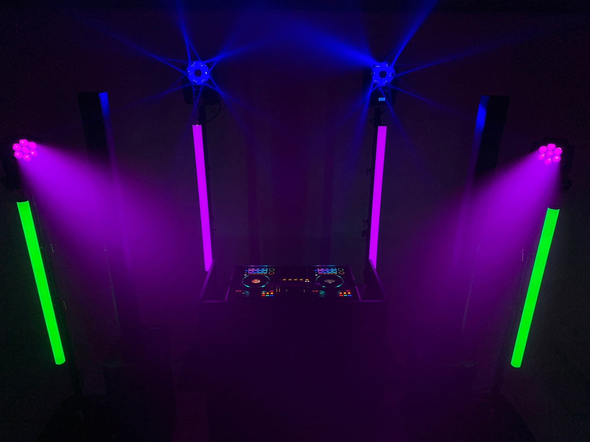 Full DJ and lighting setup by FP-Events